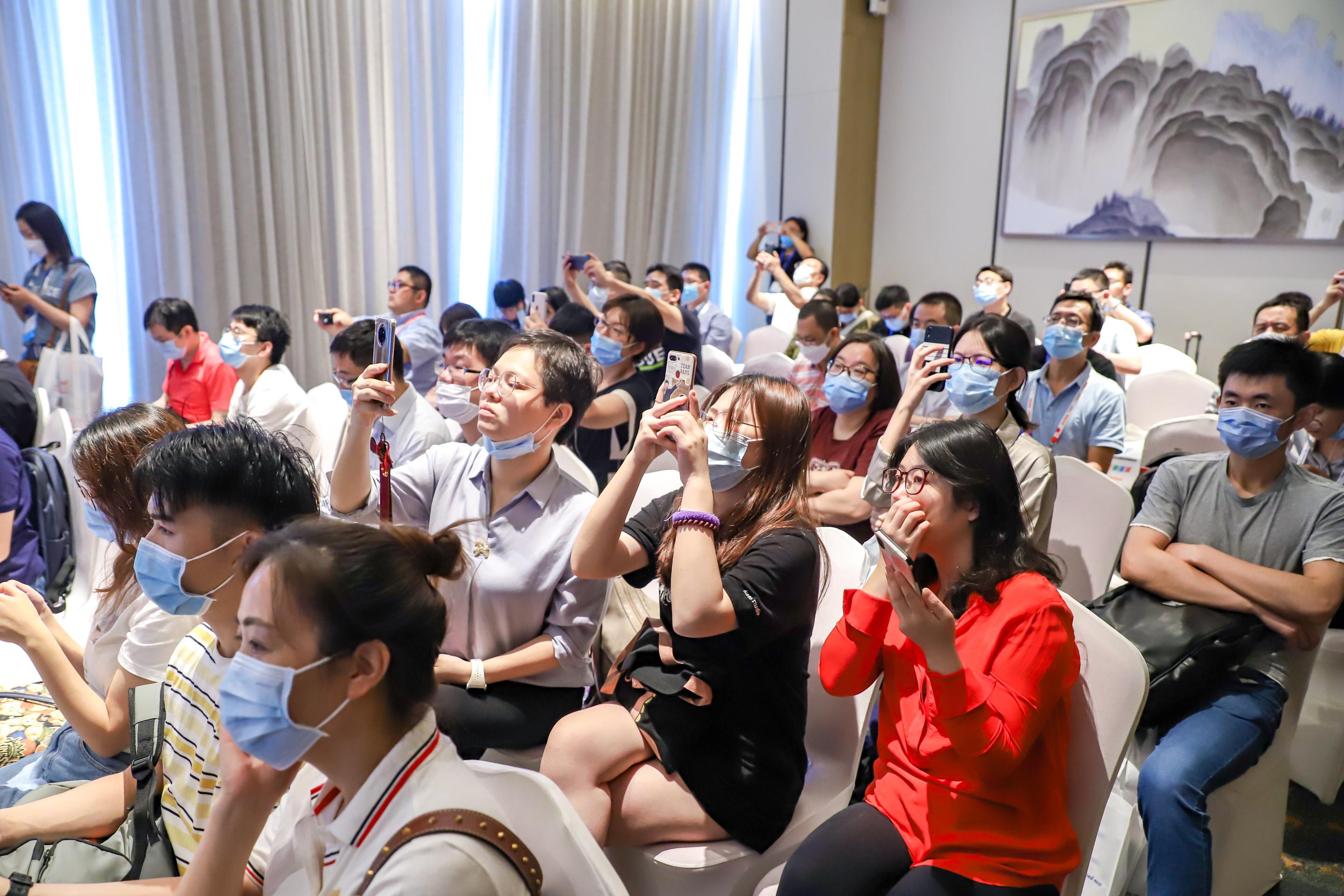 102216315d14dee2e44773a0abe7f214a0b878