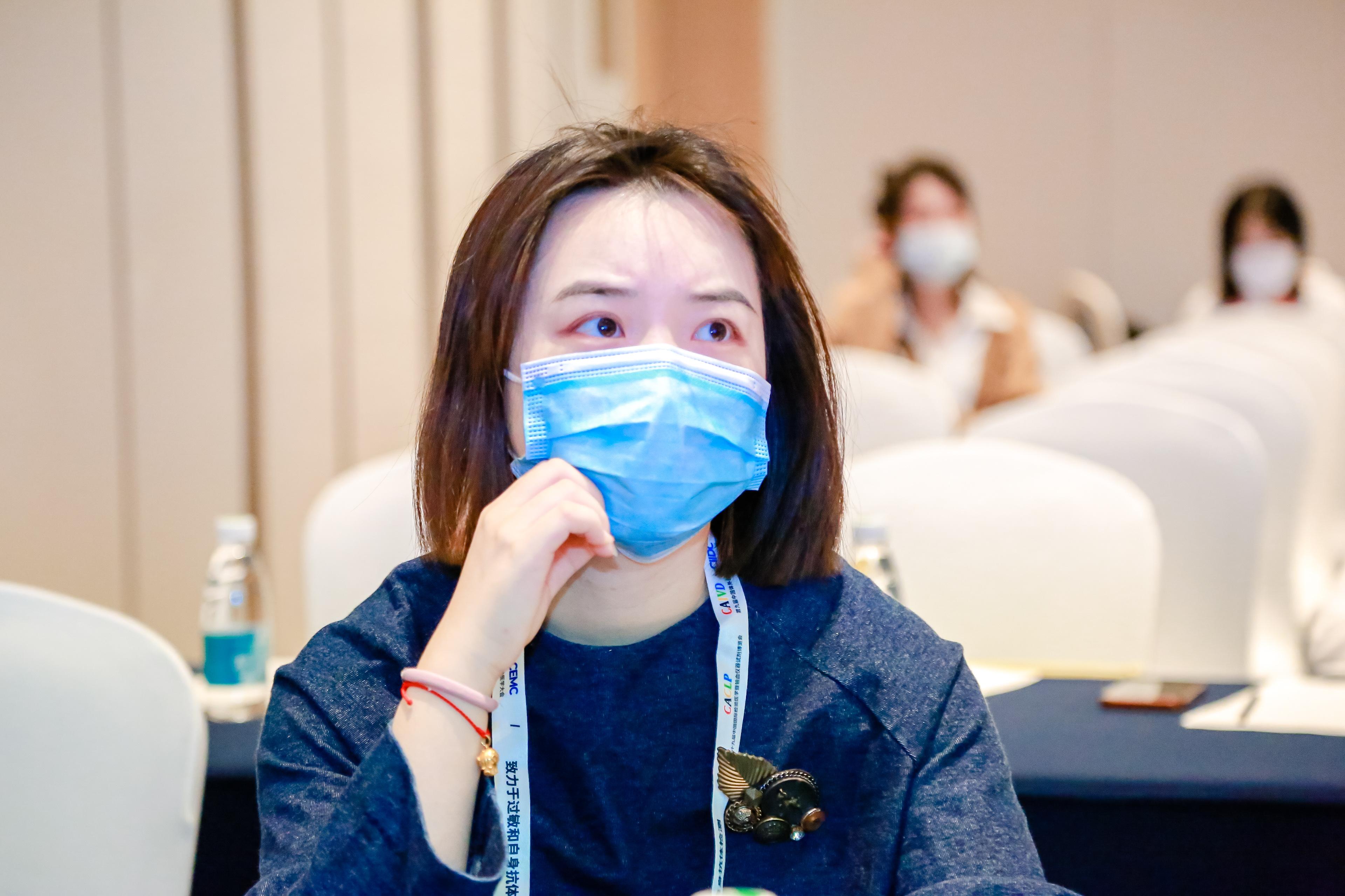 14037191_a2844741575_plx