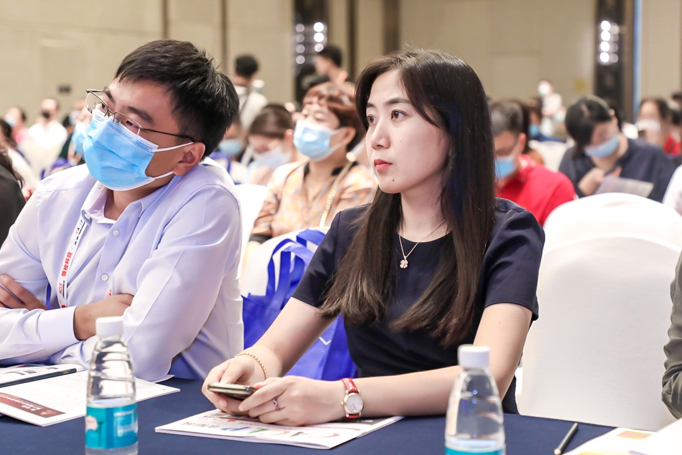 14121697ef52ce78b7419cb54f509db740b9b3