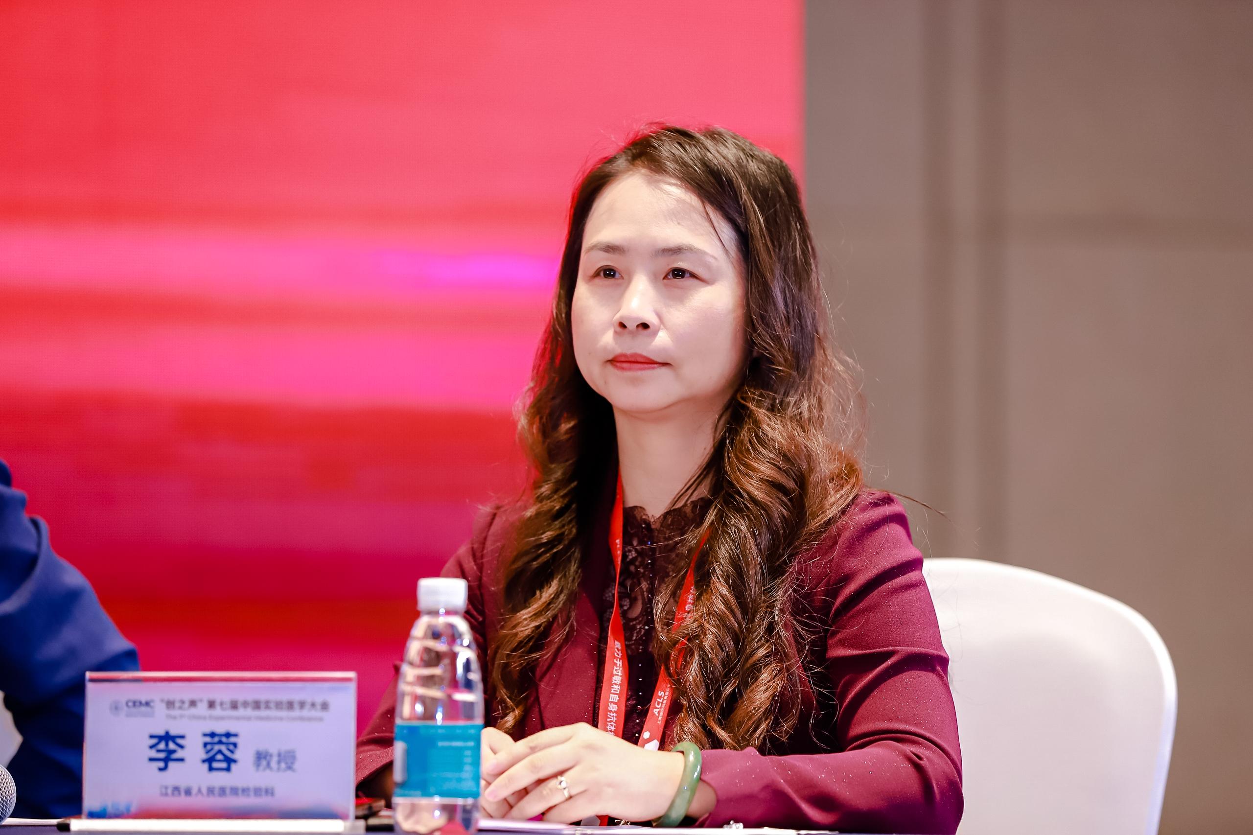 17545118_a2843459822_plx