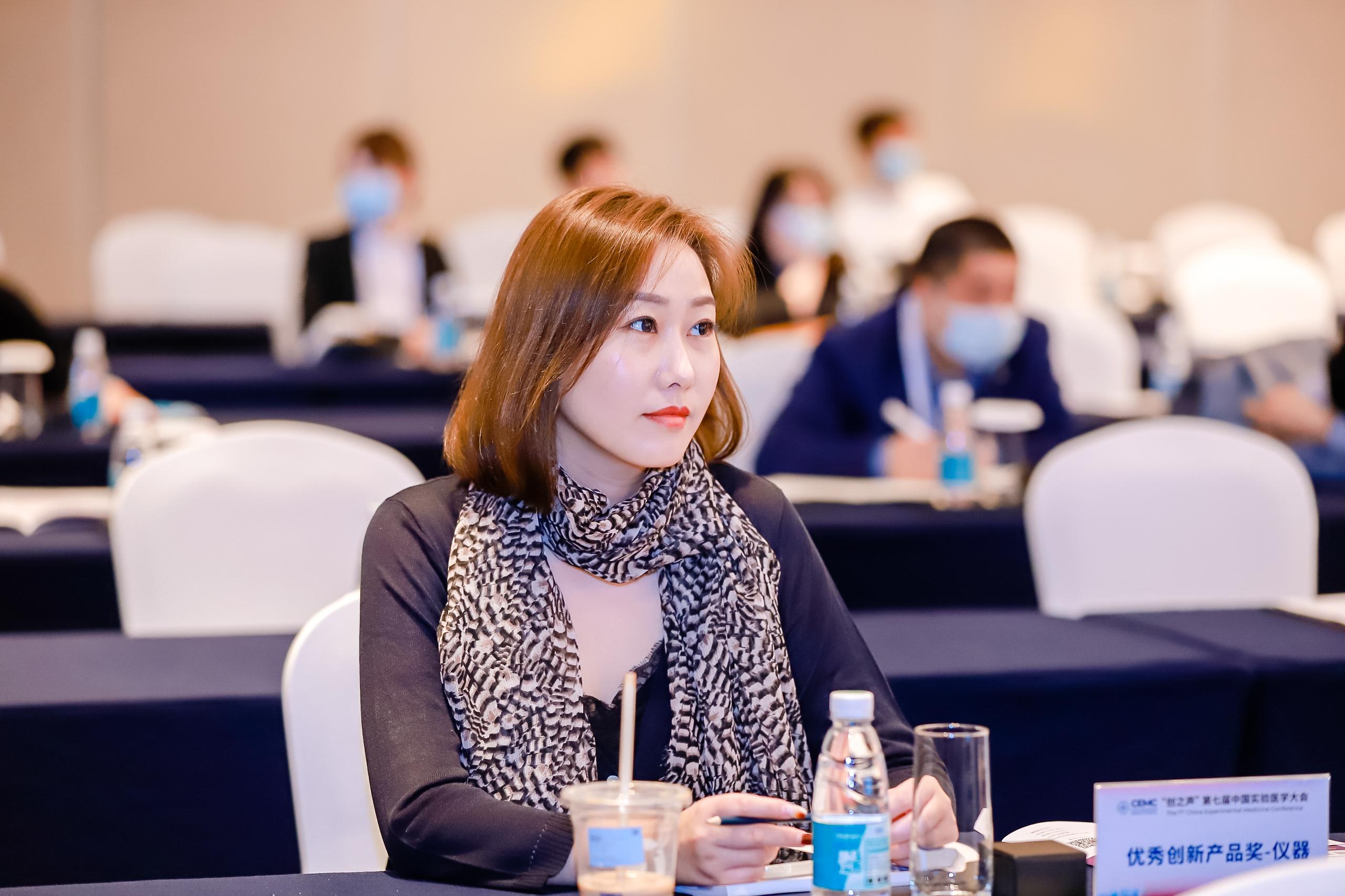 18065885_a2843459822_plx